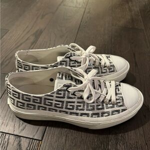 Givenchy Jacquard Logo Sneakers Size 39